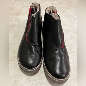 Cloud Faith Bootie - Black with Red Zipper - size 9US/40EU